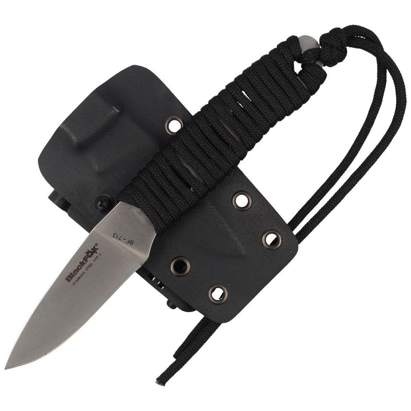 tactical knife with paracord