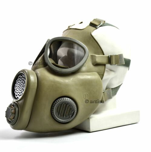 vintage gas mask m10