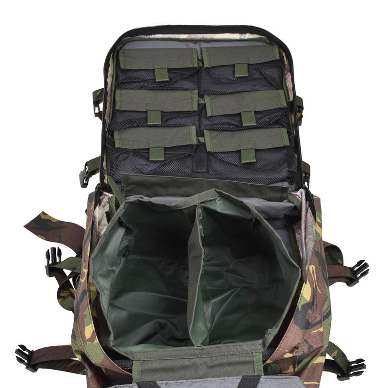 Medic backpack Dutch military paramedic 40L bag 6 mesh pockets padded mid-wall adjustable straps