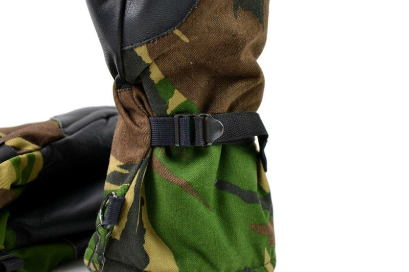 Original Dutch army DPM woodland camo mittens Netherlands military gloves  adjustable cuffs